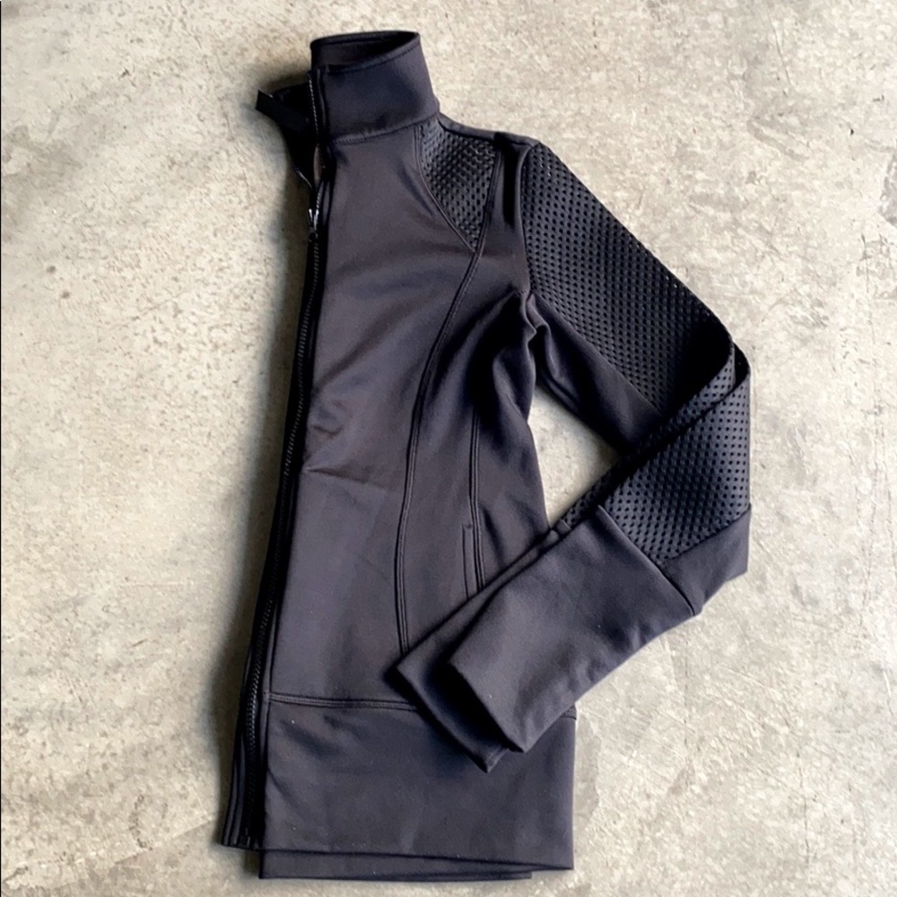 90 Degree black mesh zip up jacket - Picture 4 of 5